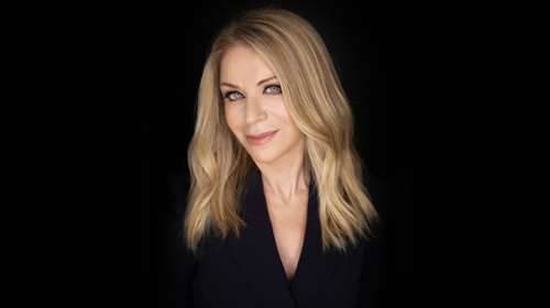 OPEN MIND: Η Έλλη Στάη έρχεται στη late night ζώνη