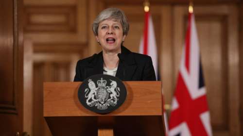 Διάγγελμα Μέι για Brexit - Επίθεση στο Κοινοβούλιο