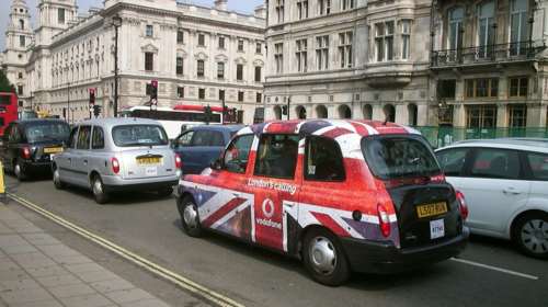 Stop Brexit: Πάνω από 700.000 υπογραφές για παραμονή στην ΕΕ