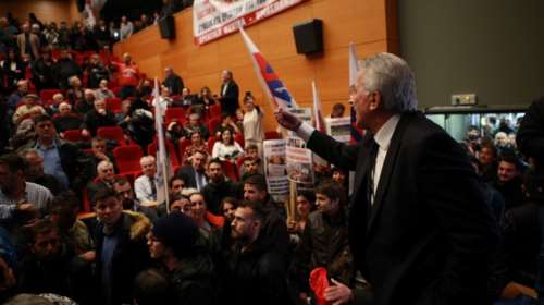 Έντονη ανησυχία για τη διακοπή του Συνεδρίου της ΓΣΕΕ