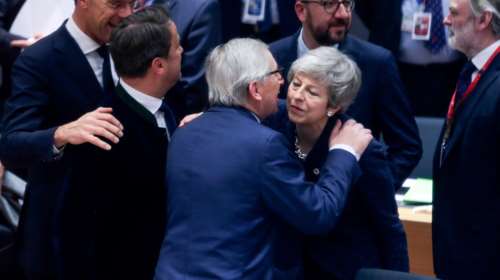 Θρίλερ με το Brexit στις Βρυξέλλες - Οι πιθανές ημερομηνίες