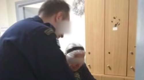 Έρευνα για τη σύλληψη της 90χρονης που πούλαγε παπουτσάκια