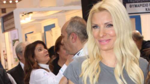 Ελένη Μενεγάκη: To κακό σχόλιο που την έκανε να αποκαλύψει τα κιλά της