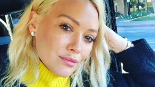 Το συγκινητικό βίντεο της Χίλαρι Νταφ: η γέννηση της κόρης της στο νερό