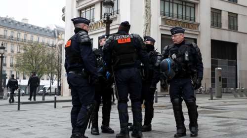 Πολίτες του Τσαντ κατέλαβαν την πρεσβεία της χώρας στο Παρίσι