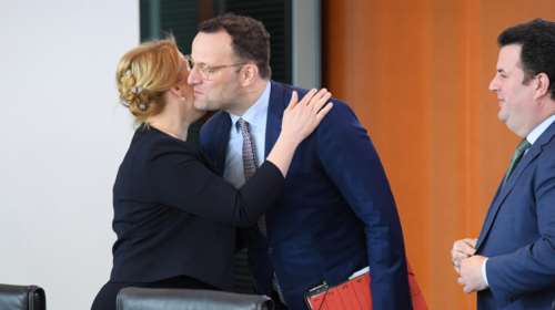 Αντιμέτωπη με ελλείψεις φαρμάκων η Γερμανία σε περίπτωση άτακτου Brexit