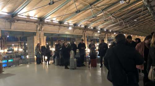 Η Eurostar αναστέλλει όλα τα δρομολόγια στη Βρετανία