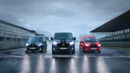 Γιατι το Ford Transit έχει αγωνιστικές ρίγες στο καπό;
