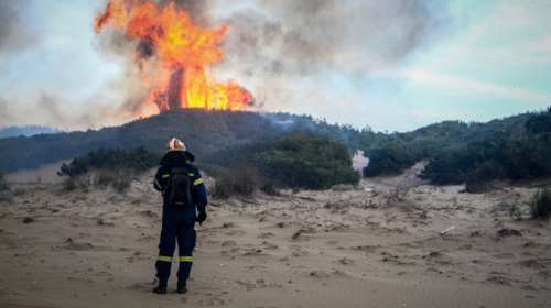 Χωρίς ενεργό μέτωπο η φωτιά στη Στροφιλιά, στάχτη 2.000 στρέμματα