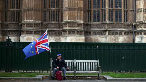 Μοσκοβισί: Τελωνειακοί έλεγχοι στα προϊόντα μετά από άτακτο Brexit