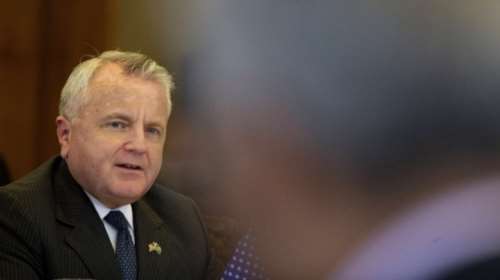 Σάλιβαν σε Κατρούγκαλο: Πυλώνας σταθερότητας η Ελλάδα