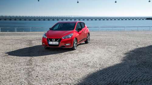 Το Nissan Micra με αυτόματο κιβώτιο αψηφά την κίνηση στην πόλη