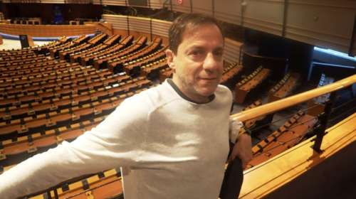 Αρχισε η προπώληση για τα Μαθήματα Πολέμου: Το 2ο μέρος στο Μέγαρο Μουσικής