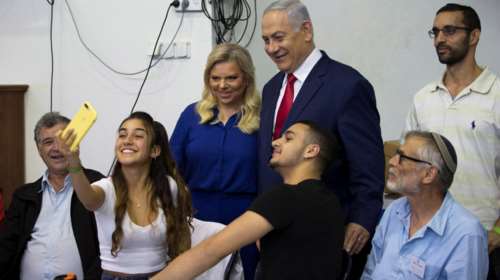 Εxit polls:Μάχη στήθος με στήθος δίνουν Λικούντ και Μπλε-Λευκό