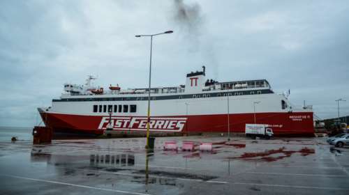 Έρευνες μεταξύ Άνδρου και Τήνου για αγνοούμενο επιβάτη πλοίου