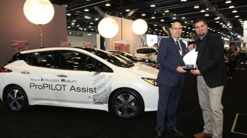 Nissan LEAF: Πράσινο αυτοκίνητο της Χρονιάς στον Καναδά