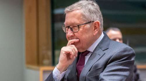 Ρέγκλινγκ: Η Ελλάδα «δεν έχει φτάσει στο τέλος του δρόμου»