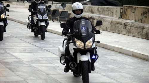 Λήξη συναγερμού για ύποπτη βαλίτσα στην παλιά Βουλή