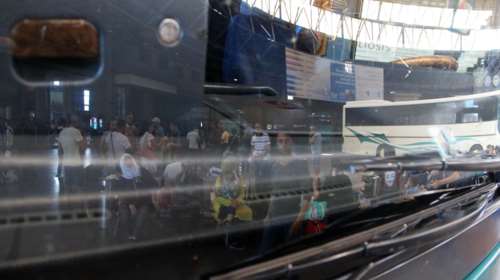 Επιχείρησαν να μεταφέρουν μετανάστες με λεωφορείο του ΚΤΕΛ