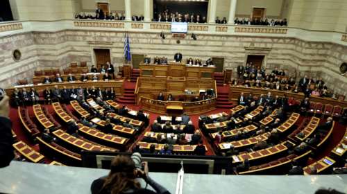 Πρόκληση από τη Χρυσή Αυγή στη συζήτηση για τις γερμανικές οφειλές