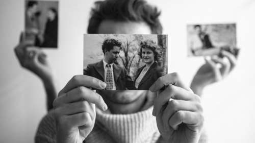 Μη χάσετε αυτή  την παράσταση με την ερωτική αλληλογραφία