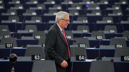Γιούνκερ: Παραμένει ο κίνδυνος ενός Brexit χωρίς συμφωνία