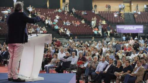 Μουδιασμένη η Κ.Ο. του ΣΥΡΙΖΑ μετά το «αυτογκόλ» του Πολάκη