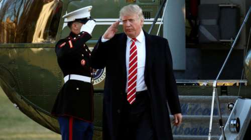 Ο Τραμπ στέλνει «ένοπλους στρατιώτες» στα σύνορα με Μεξικό