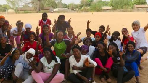 «Το ποδόσφαιρο ενώνει, δίνει ελπίδα και δύναμη»