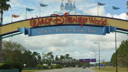 Ο CEO της Disney παίρνει 1.400 φορές περισσότερα από τον μέσο εργαζόμενο