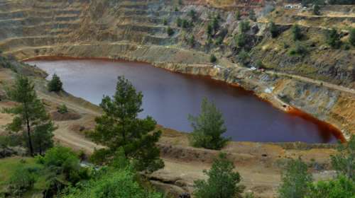 Serial killer στην Κύπρο: Εντοπίστηκαν δύο αντικείμενα στην Κόκκινη Λίμνη