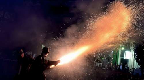 Νεκρός εικονολήπτης από σαΐτα στην Καλαμάτα - βίντεο σοκ - 7 συλλήψεις