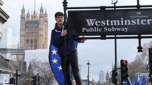 Πιέσεις στο Εργατικό Κόμμα για δημοψήφισμα ενόψει Ευρωεκλογών