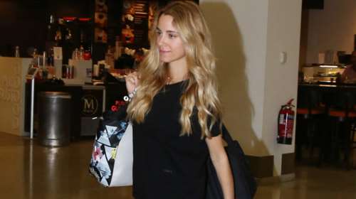 Δ. Νομικού: Εντελώς αμακιγιάριστη και με εμφανή τα σημάδια εγκυμοσύνης