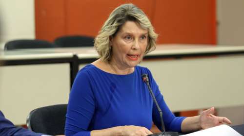 Παπακώστα Σε Ένωση Δικαστών: Η Πολιτεία περιφρουρεί τους λειτουργούς της