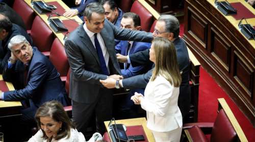 Ορκίστηκαν οι νέοι βουλευτές Ράπτη, Παναγιωτόπουλος, Νυφούδης