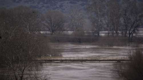 Λάρισα: Εντοπίστηκε πτώμα στον Πηνειό ποταμό