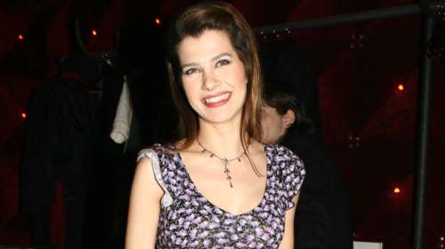 Βίκυ Μαραγκάκη: Δείτε πώς είναι σήμερα η ηθοποιός των σειρών των 90's