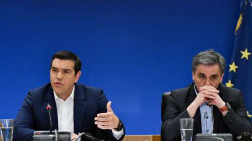 Μείωση συντελεστών ΦΠΑ και 13η σύνταξη στο πακέτο μέτρων [live]