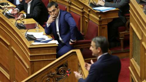 Όλα για όλα στο δρόμο για τις κάλπες: &quot;Στο κόκκινο&quot; η πόλωση