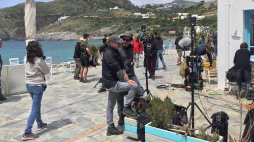 Το μαγικό ελληνικό νησί που γυρίζεται το νέο «Λόγω Τιμής»