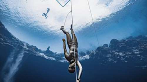 Άννα φον Μπέτιτσερ: Η γυναίκα που εκπαιδεύει τους γερμανούς δύτες