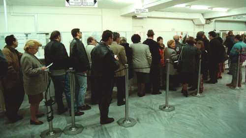 Εισφορά αλληλεγγύης: Τι φόρο θα πληρώνουμε αν περάσουν τα μέτρα των παροχών