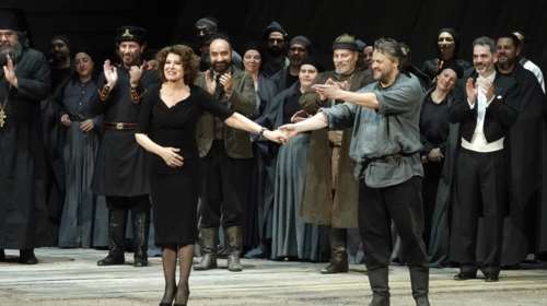 Η υπόκλιση της Φανί Αρντάν στο Κέντρο Πολιτισμού Ιδρυμα Νιάρχος