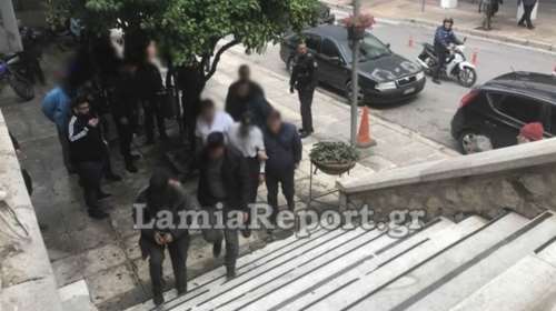 Λαμία: «Σώστε την αδελφή μας από τον πατέρα μας…»