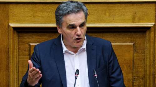 Τσακαλώτος: Ο Έλληνας βλέπει ότι στην τσέπη του ότι η κατάσταση βελτιώνεται