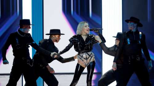 Eurovision: Η εντυπωσιακή εμφάνιση της Τάμτα στον ημιτελικό