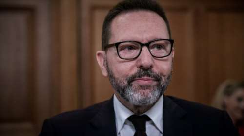 Επιμένει ο Στουρνάρας: Δεν υπάρχει περιθώριο για παροχές