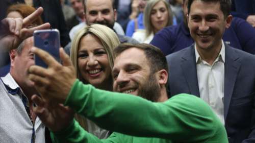 Γεννηματά: Όχι άλλο δεξιά το τιμόνι, οδηγεί σε αδιέξοδο