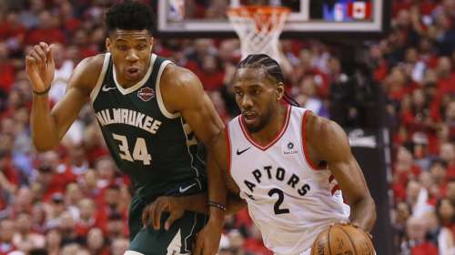 Οι Ράπτορς &quot;προσγείωσαν&quot; τους Μπακς και τον Αντετοκούνμπο